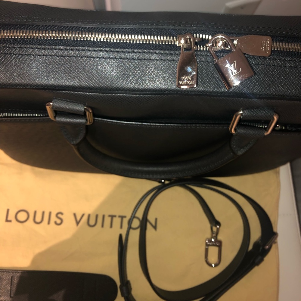 Louis Vuitton messenger bag